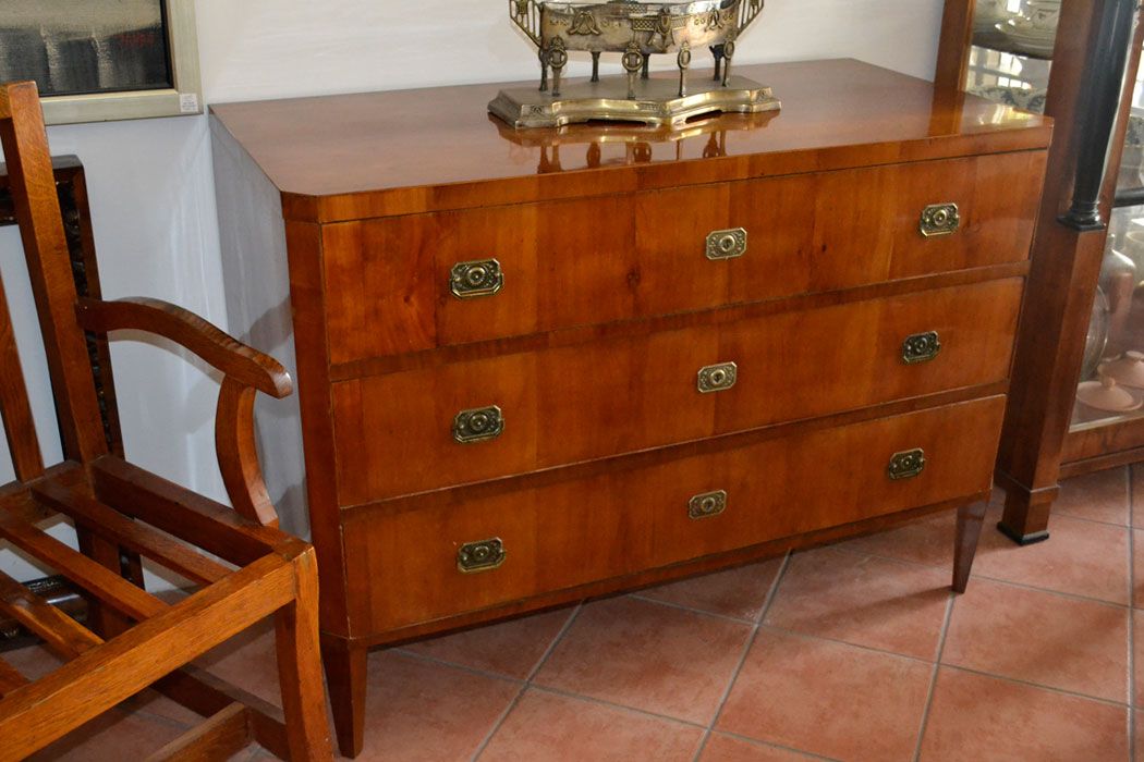 Biedermeier commode