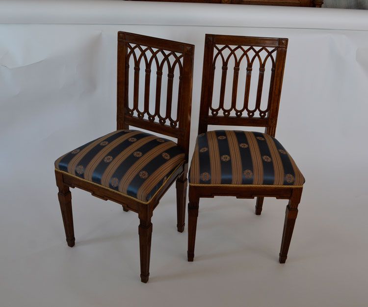 Two chairs: Lois XVI